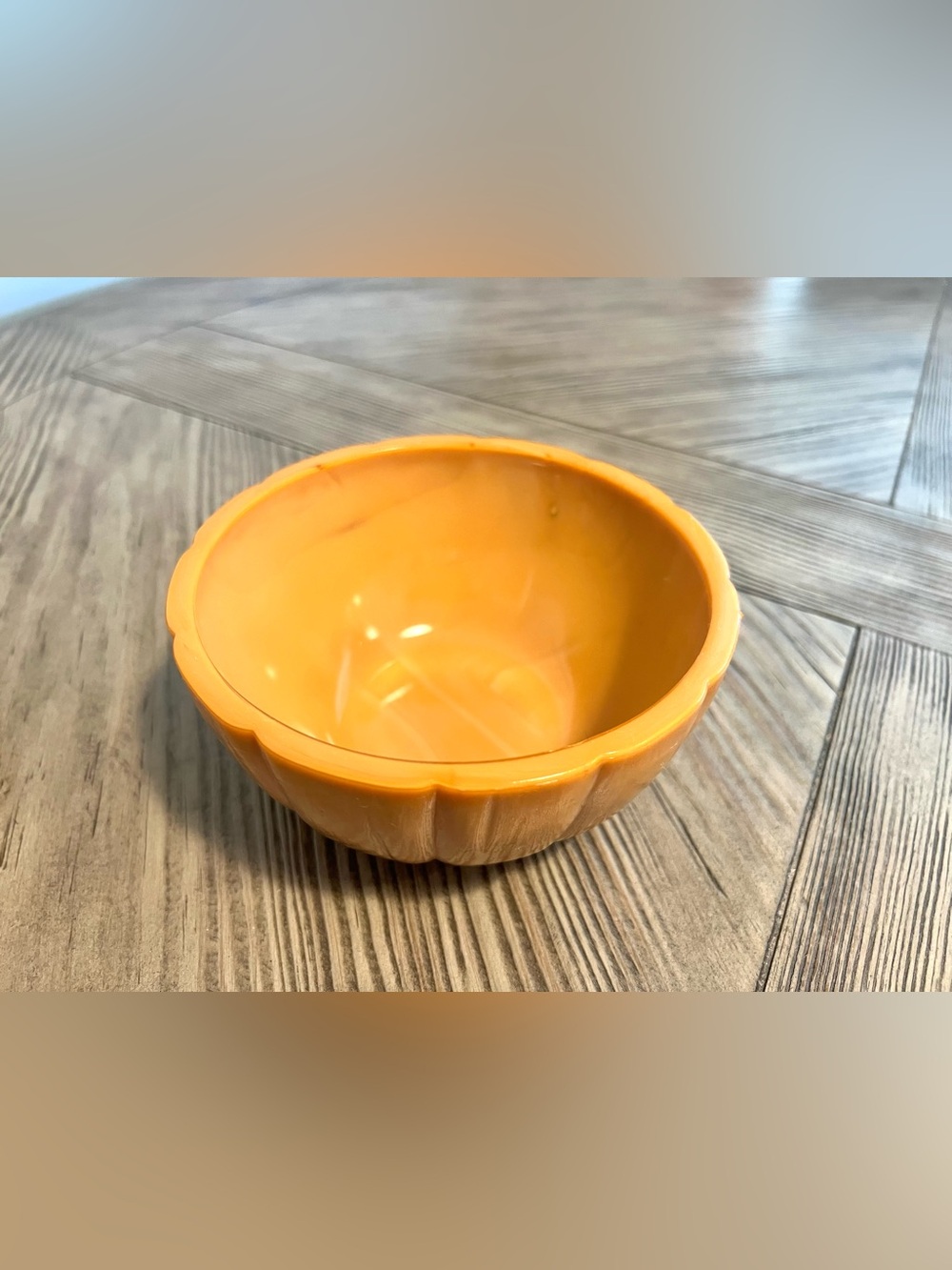 Longaberger Slag Glass Pumpkin Dish - Stamped, Circa 2003 - Picture 4 of 8